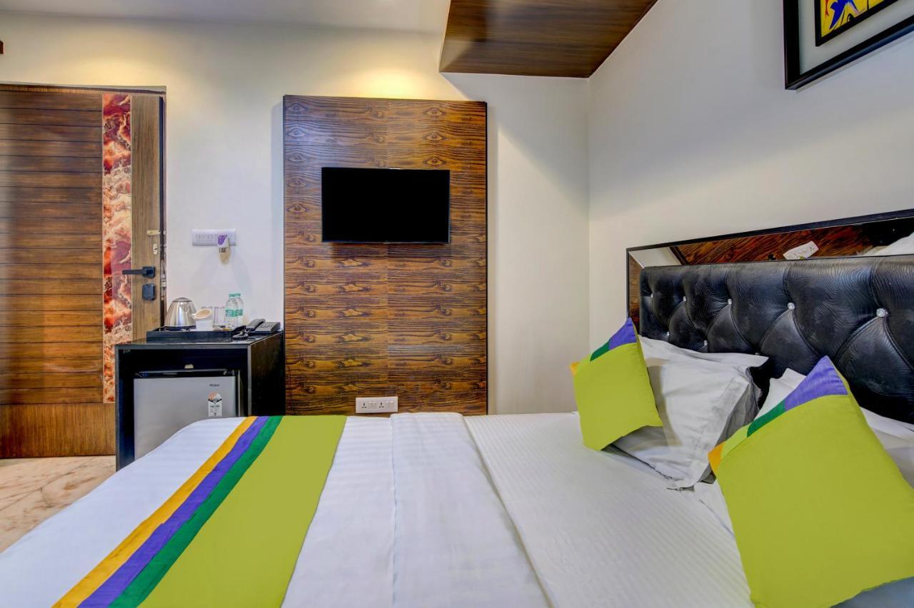 Готель Treebo Soho Newtown Колката Екстер'єр фото